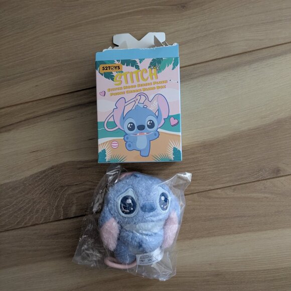 52Toys Stitch Keychain Plush Blind Box - Sad - Picture 3 of 5